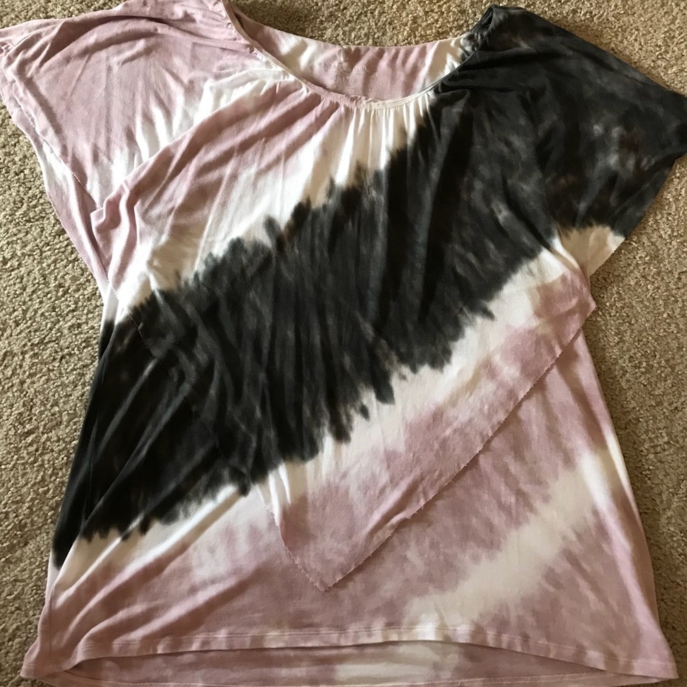 Juicy couture tie dye shirt !